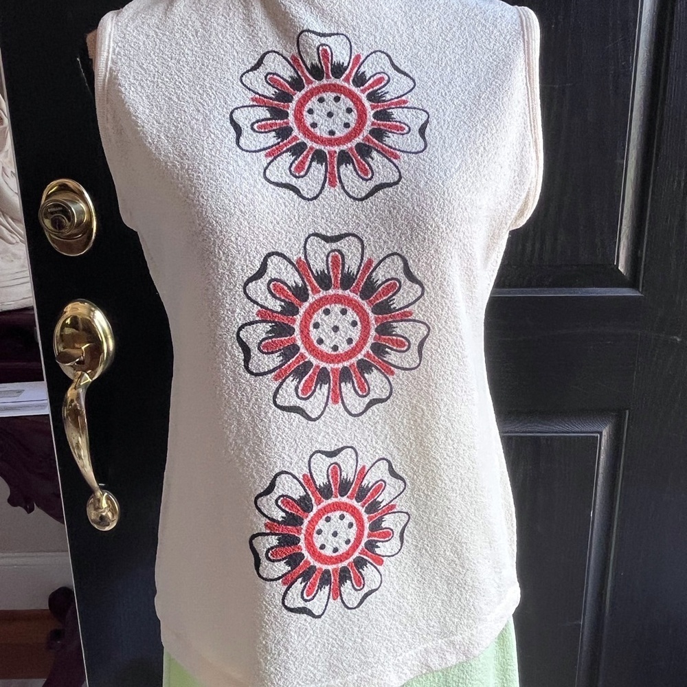 Vintage 2 piece set. Sleeveless top and cardigan - Picture 3 of 16
